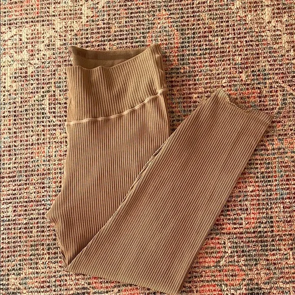 Good American Ribbed leggings - Picture 10 of 10